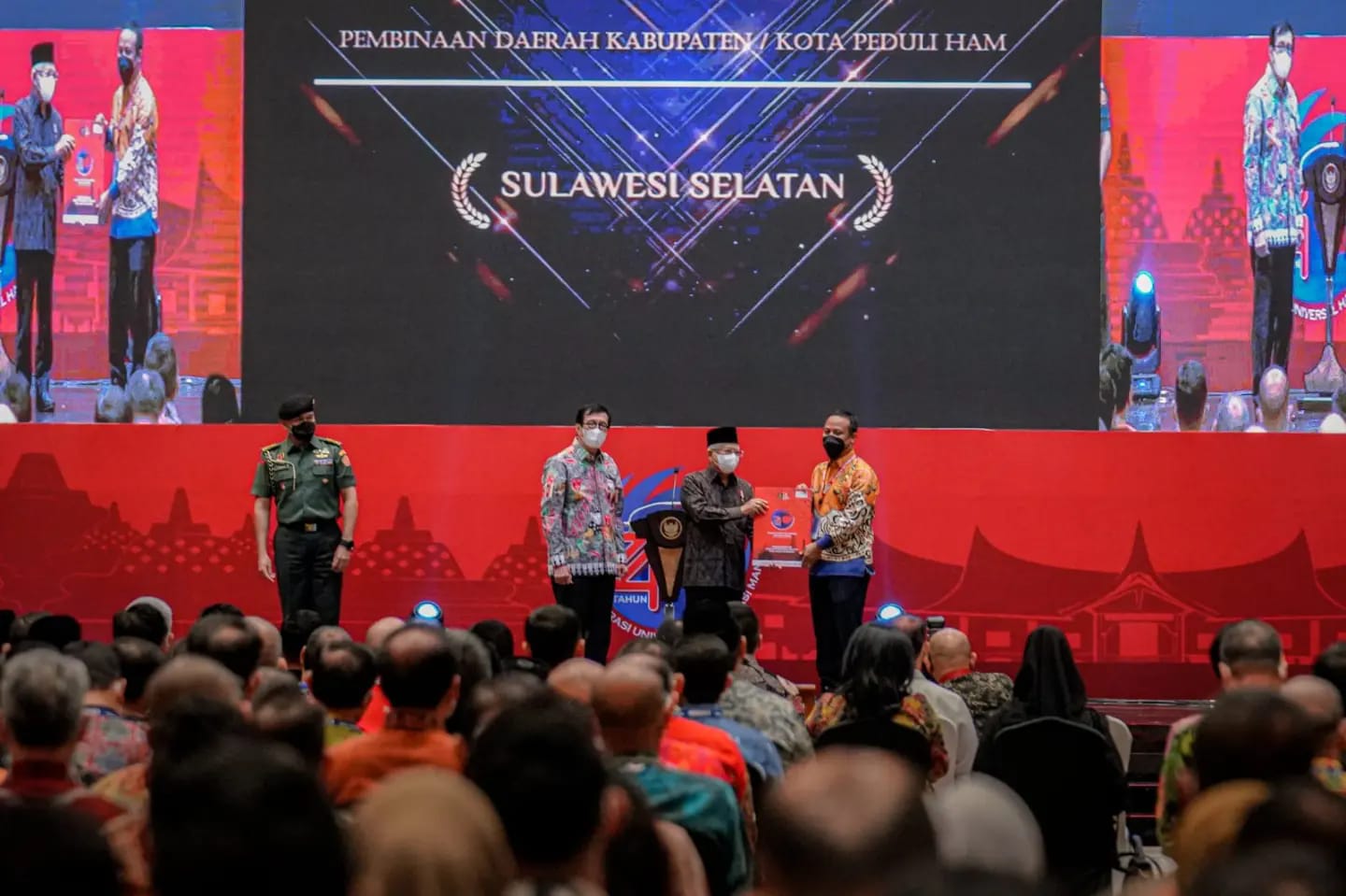 18 Kabupaten/Kota di Sulsel Memenuhi Kriteria Peduli HAM, Gubernur Terima Penghargaan dari Wapres